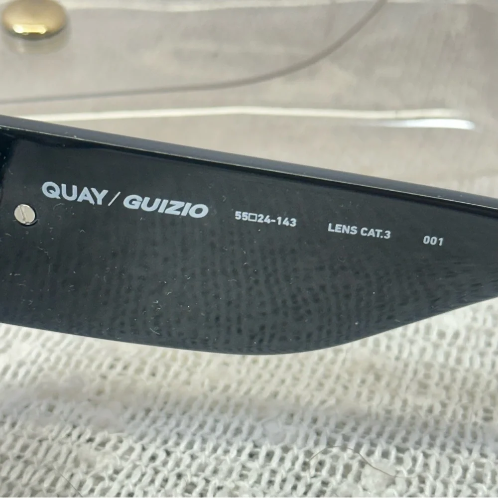 QUAY Uniform Oversized Black Square Sunglasses